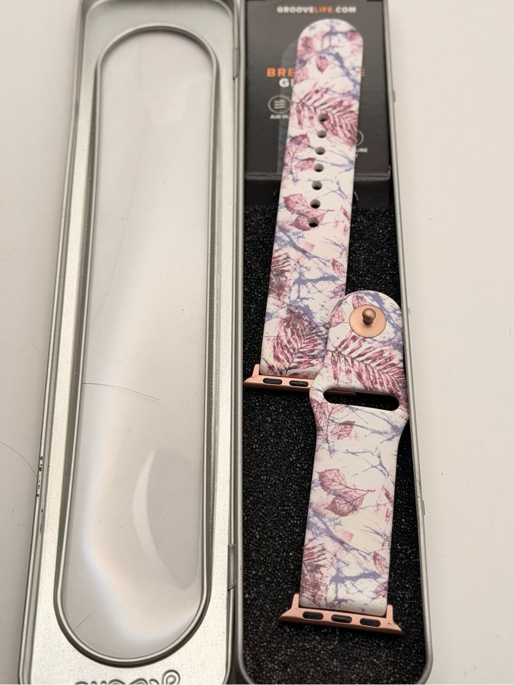 Brand New Groove Life Breathable Silicone Apple Watch Band – Pink & White Botani